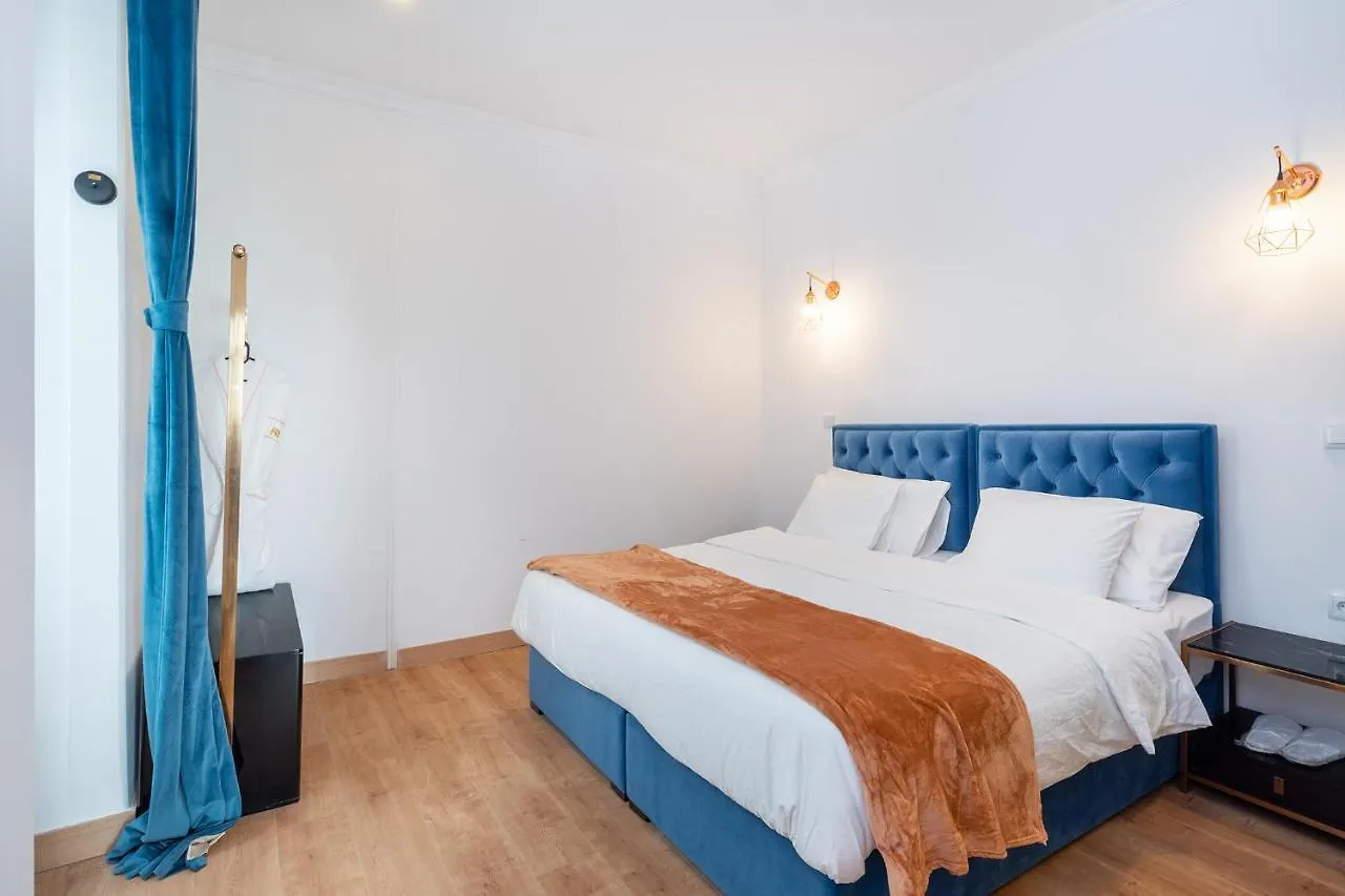**  Lisbon 5 Hotel Portugal