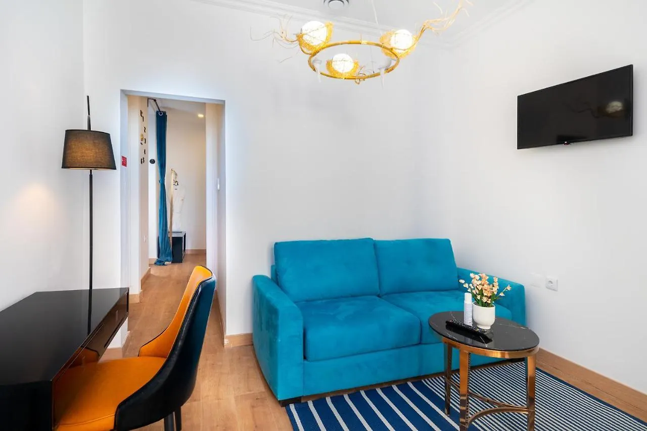 Lisbon 5 Hotel 2*,