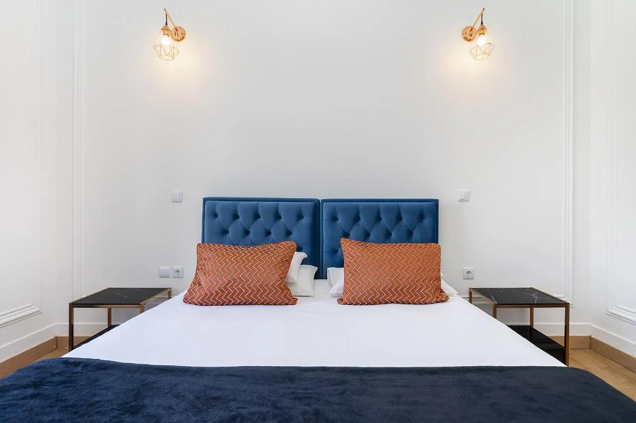 Lisbon 5 Hotel 2*,