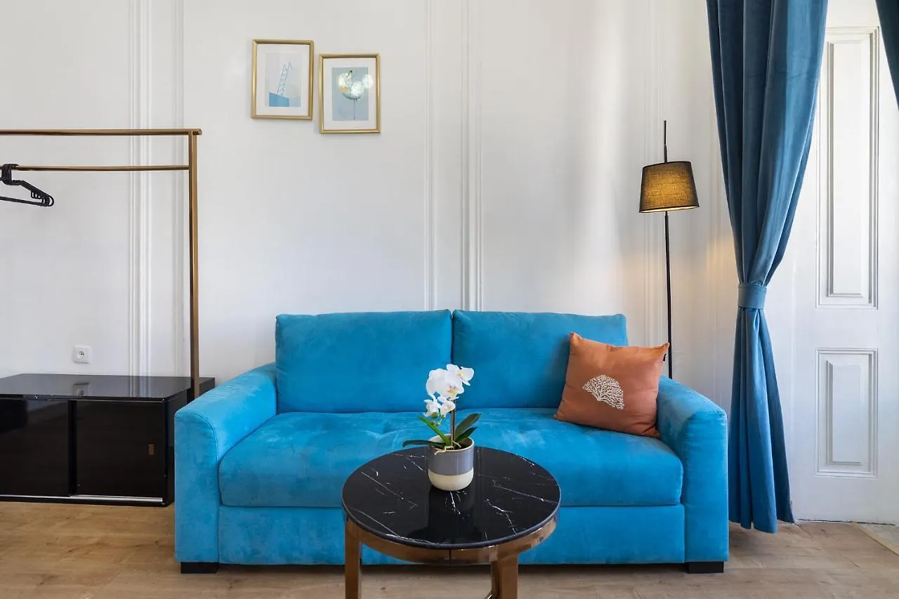 Lisbon 5 Hotel 2*,